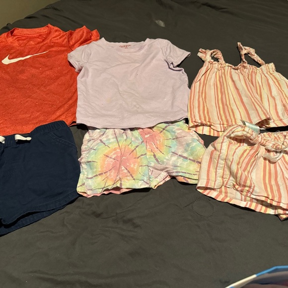 Girls 4-5 short bundle Nike children place - Picture 1 of 1